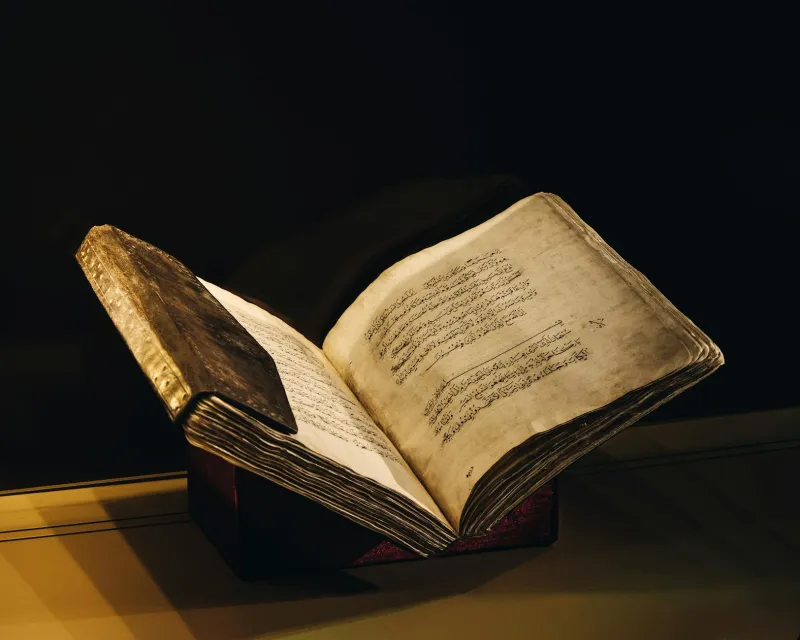 Literary Luxury: How Britain's Editorial Legacy Is Redefining Beauty Communication